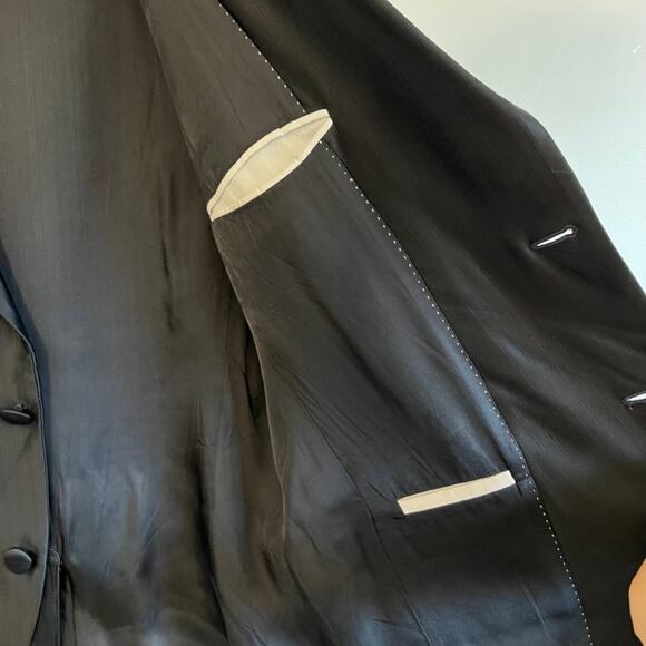 Protocolo Men's 3-Piece Tuxedo Black Suit - Picture 6 of 16